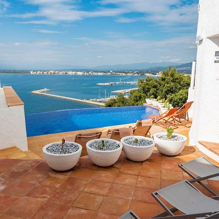 Agi Castell Mar Apartment Roses Bagian luar foto