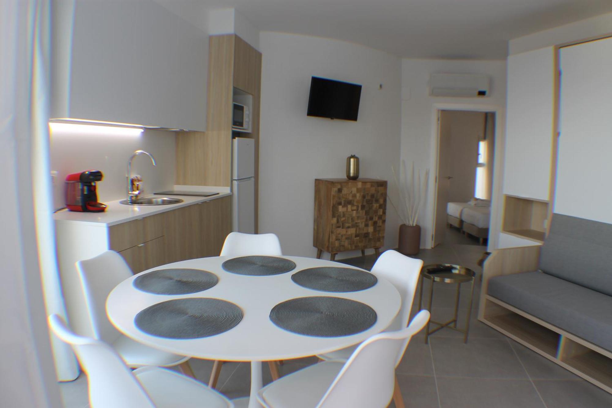 Agi Castell Mar Apartment Roses Bagian luar foto