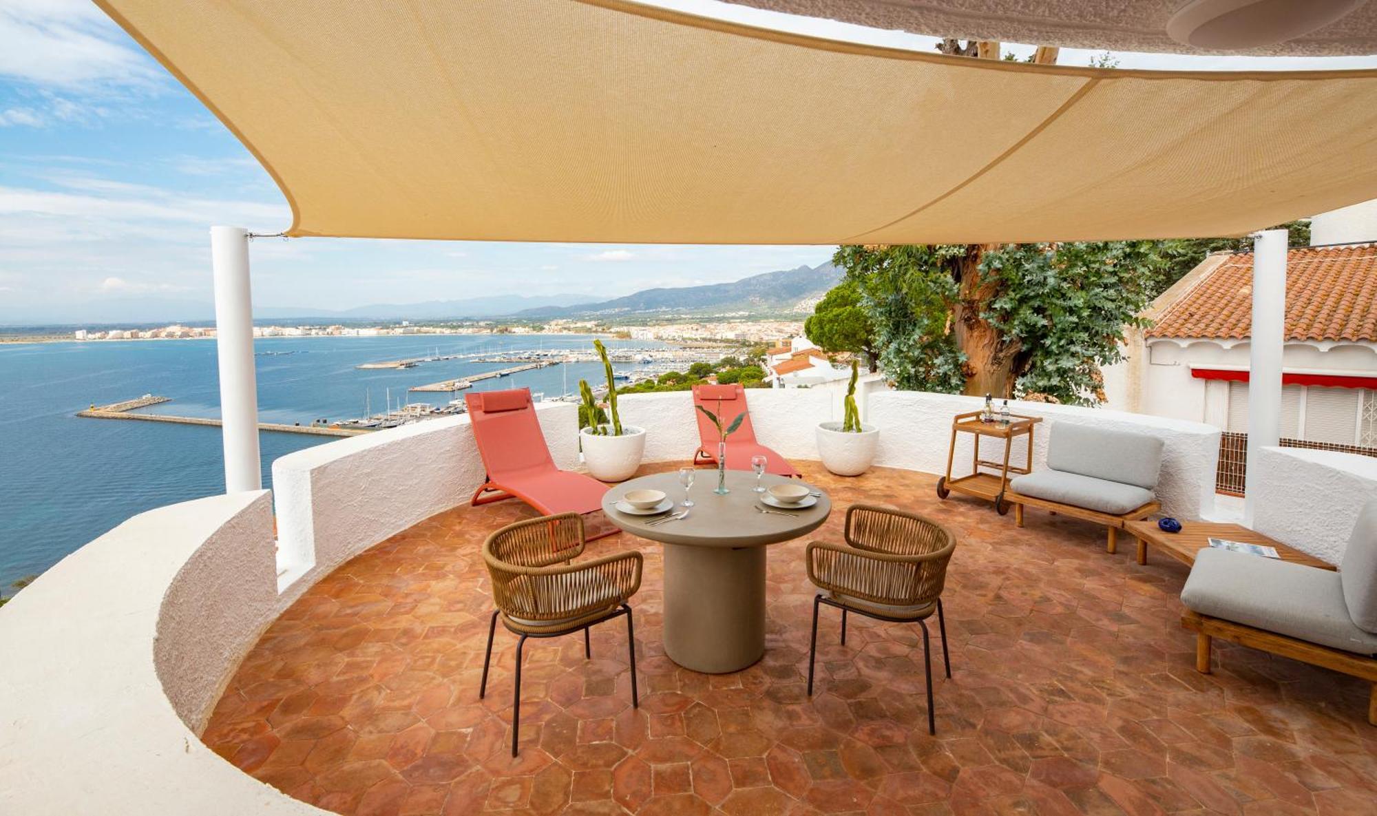 Agi Castell Mar Apartment Roses Bagian luar foto