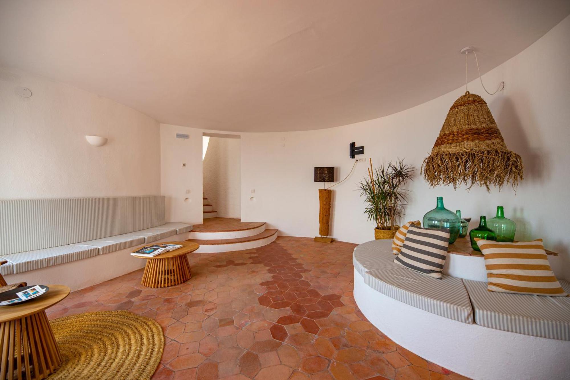 Agi Castell Mar Apartment Roses Bagian luar foto