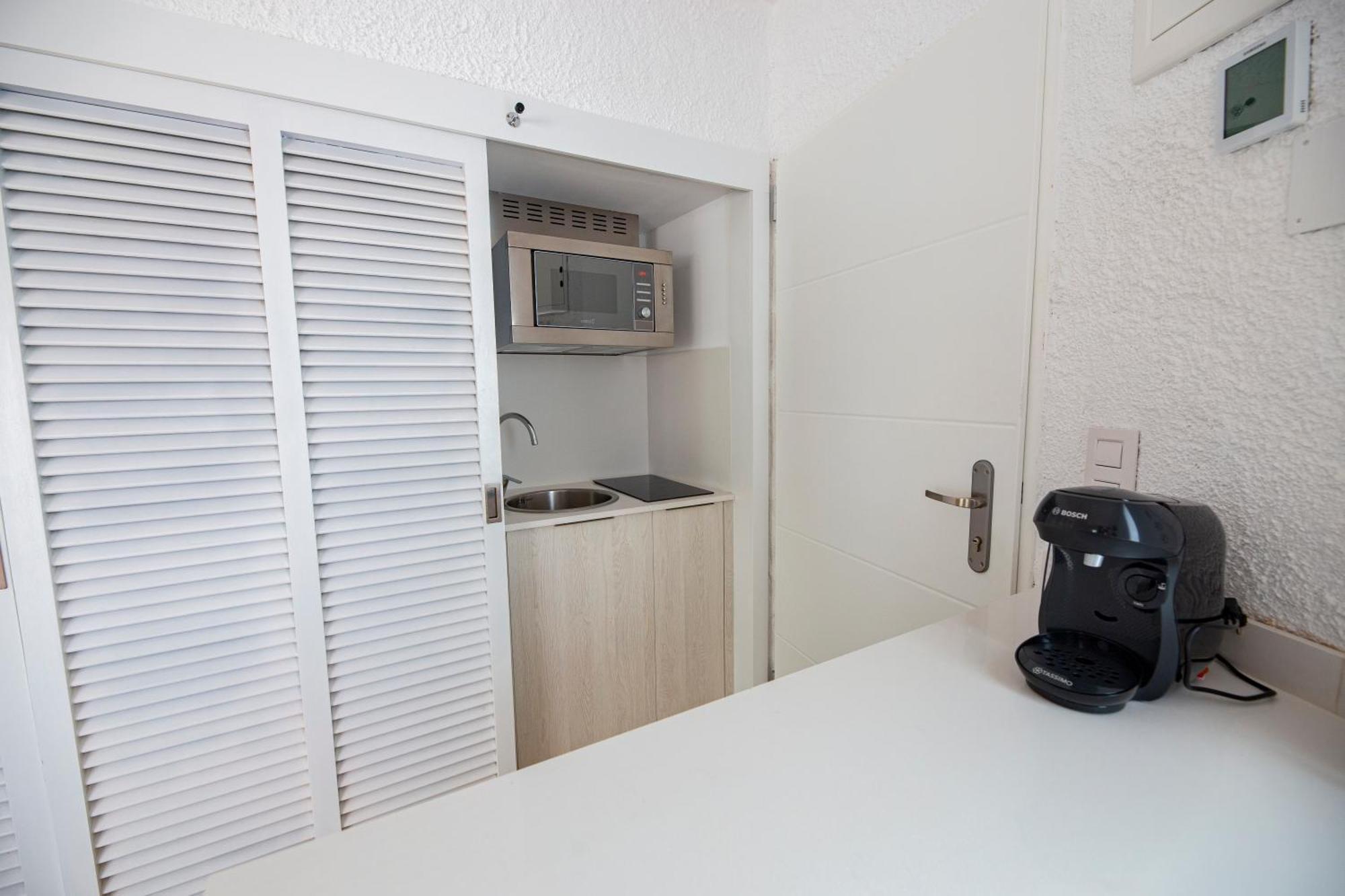 Agi Castell Mar Apartment Roses Bagian luar foto